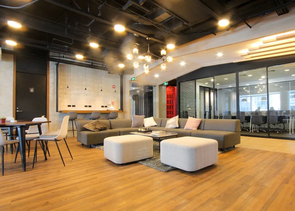 Serviced office suites at Acceler8 Rockwell
