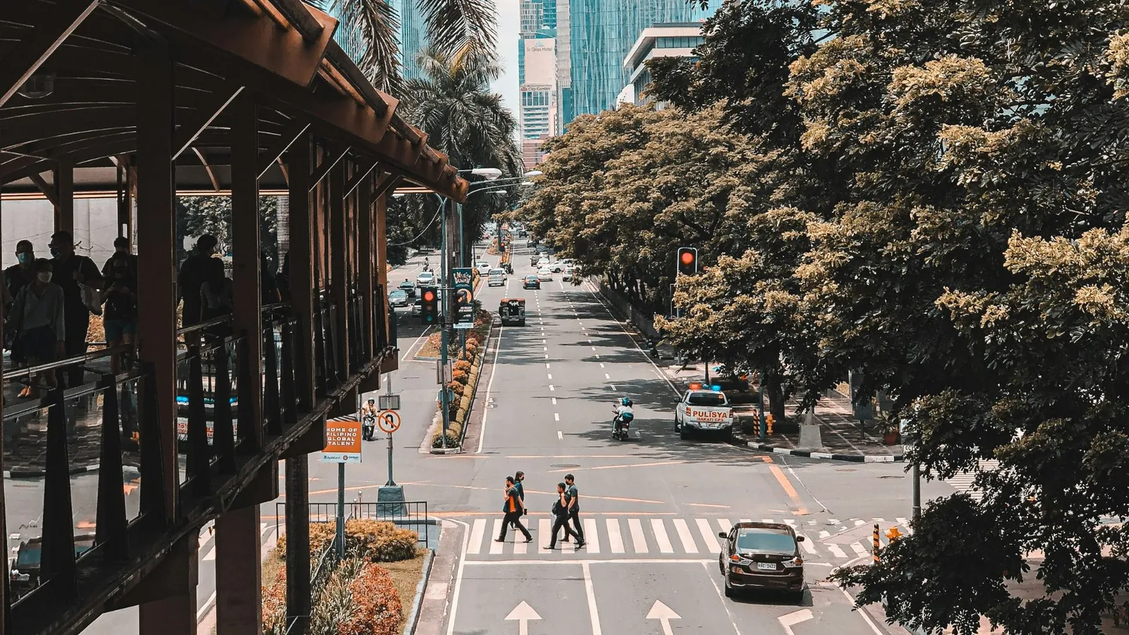 Navigating the Manila Commute: How Strategic Office Locations Save Your Team