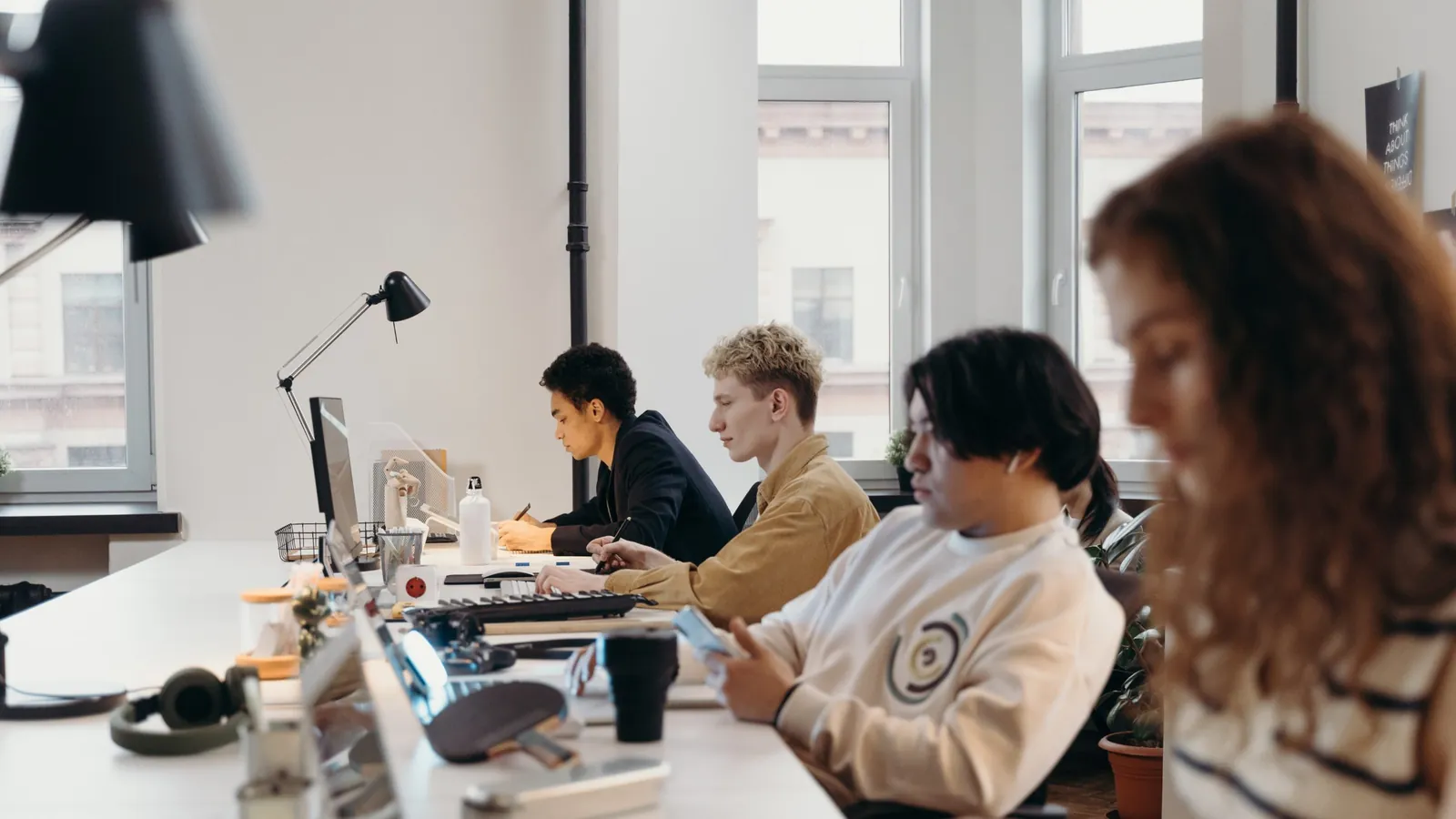 Why SMEs and Startups Are Choosing Flexible Office Models Over Long‑Term Leases